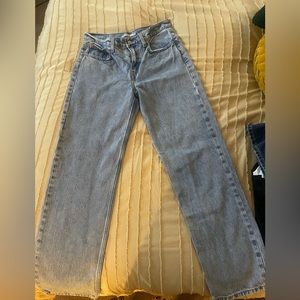 Women’s levis pro straight jeans size 28